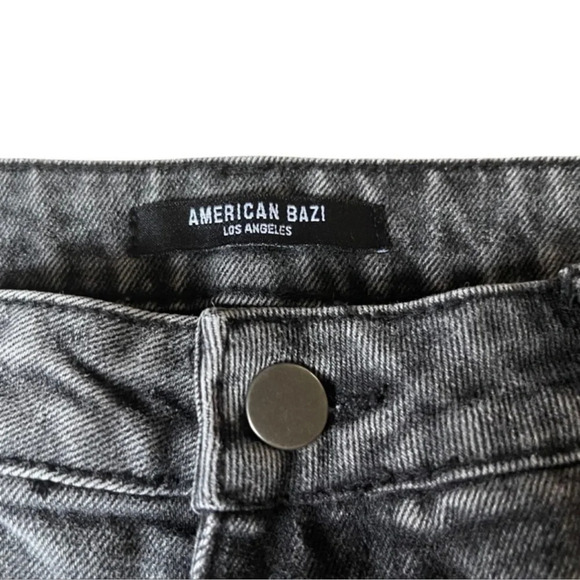 American Bazi Los Angeles Short Denim Shorts Skirt Like Look with Buttons - Picture 4 of 6